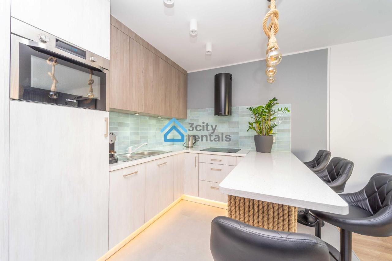 Bright And Blue 3City Apartment With Balcony In Gdynia By Noclegi Renters Dış mekan fotoğraf